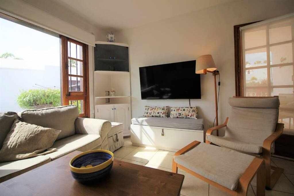 Casa Barbara En Playa Bastian Leilighet Costa Teguise Eksteriør bilde