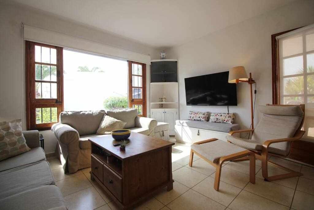 Casa Barbara En Playa Bastian Leilighet Costa Teguise Eksteriør bilde